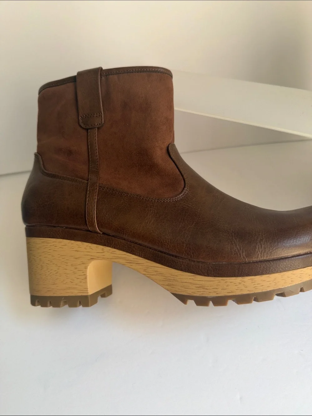 Brown Leather & Suede Insulated Ankle Boots for Women 10
